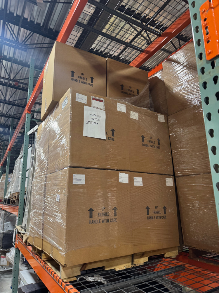 Image of Unused Fisherbrand Lab Stools - Quantity 8